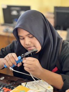 Siswa Kelas XII TJKT Jalani UKK Praktik Jaringan Berstandar Industri